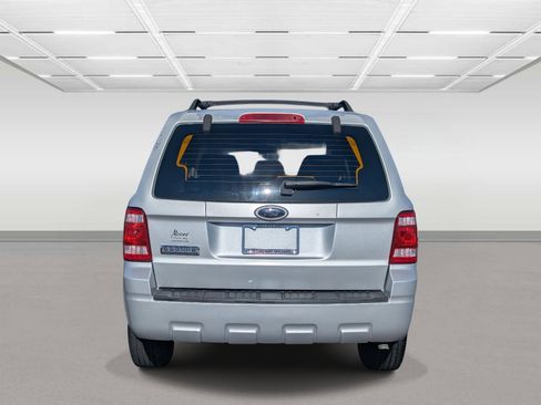 Used 2009 Ford Escape XLS image 4