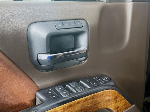 Used 2017 Chevrolet Silverado 3500 High Country image 27