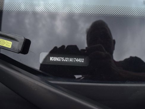 Used 2001 Mercedes-Benz S 500 image 12