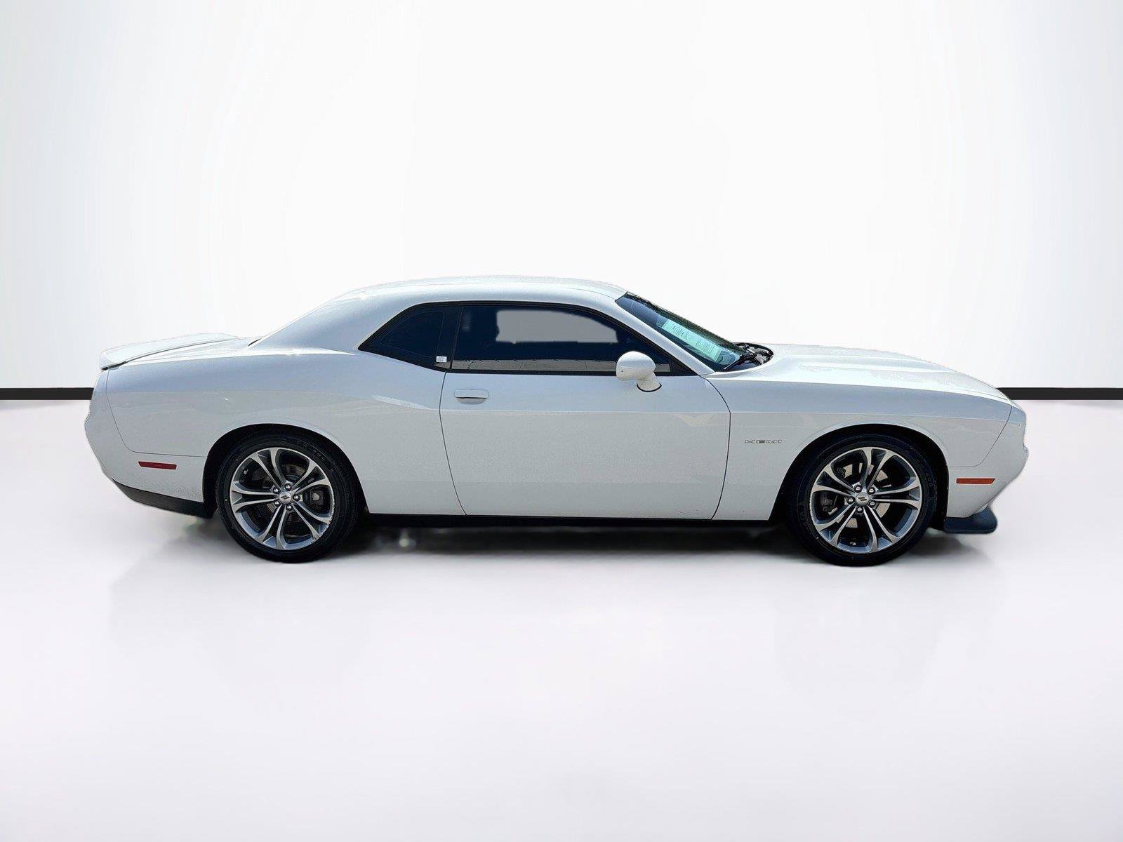 Used 2020 Dodge Challenger R/T RWD image 8