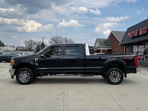 Used 2018 Ford F350 Lariat image 4