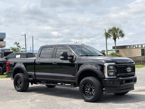 Used 2023 Ford F250 XLT w/ XLT Premium Package AWD/4WD image 8