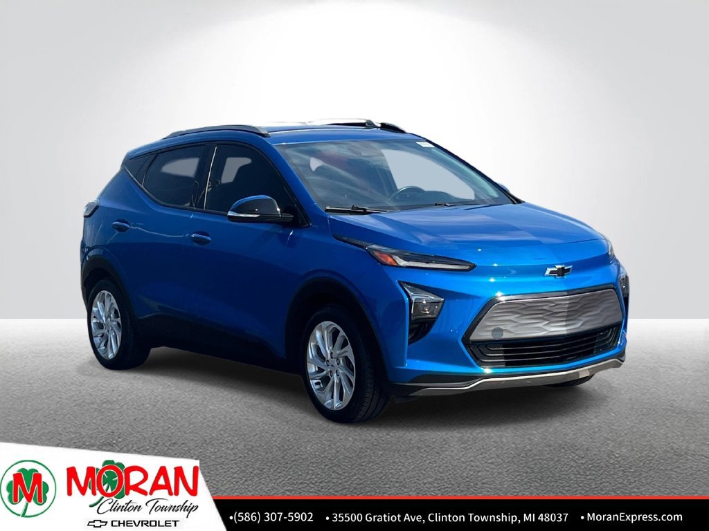 Used 2023 Chevrolet Bolt EUV LT w/ Comfort Package FWD image 9