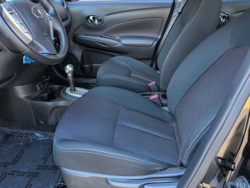 Used 2017 Nissan Versa SV w/ SV Special Edition Package FWD image 17