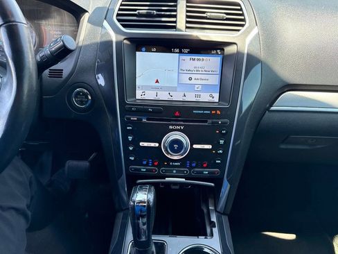 Used 2017 Ford Explorer Sport w/ Equipment Group 401A AWD/4WD image 8