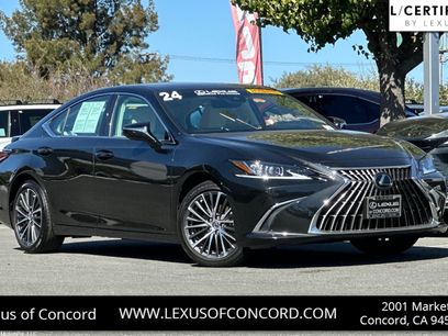 Certified 2024 Lexus ES 300h w/ Premium Package