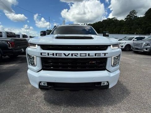 Used 2022 Chevrolet Silverado 2500 LTZ w/ LTZ Plus Package AWD/4WD image 4