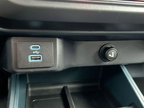 Used 2023 Ford Maverick XLT w/ Equipment Group 300A Standard image 32