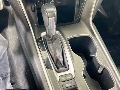 Used 2022 Honda Accord Sport image 16