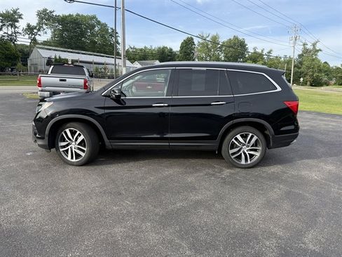 Used 2018 Honda Pilot Touring image 40