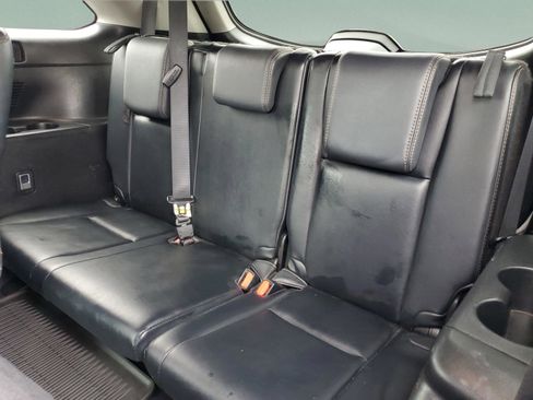 Used 2016 Toyota Highlander XLE AWD/4WD image 11