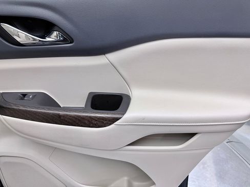 Used 2020 GMC Acadia Denali image 18