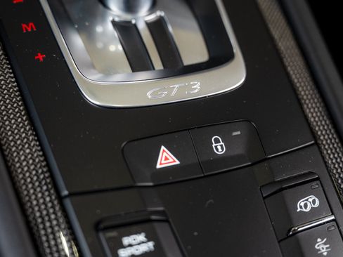 Used 2018 Porsche 911 GT3 RWD image 84