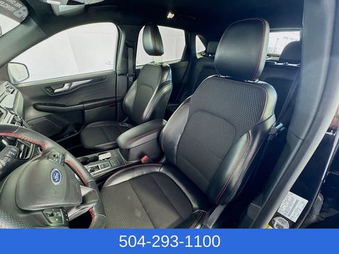 Used 2025 Ford Escape ST-Line image 19