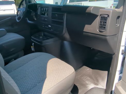New 2025 GMC Savana 3500 w/ Power Convenience Package image 25