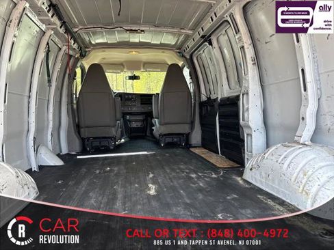 Used 2020 Chevrolet Express 2500 w/ Driver Convenience Package RWD image 6