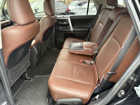 Used 2016 Toyota 4Runner Limited image 32