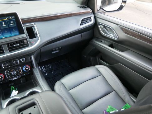 Used 2023 Chevrolet Tahoe LT image 11