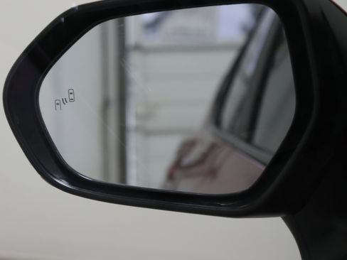 Certified 2025 Toyota Camry LE w/ Convenience Package image 21