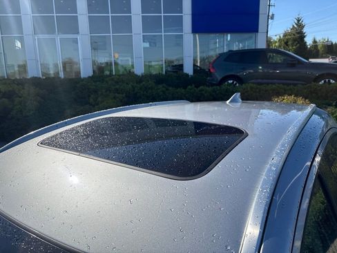 Used 2019 Honda HR-V EX-L image 11