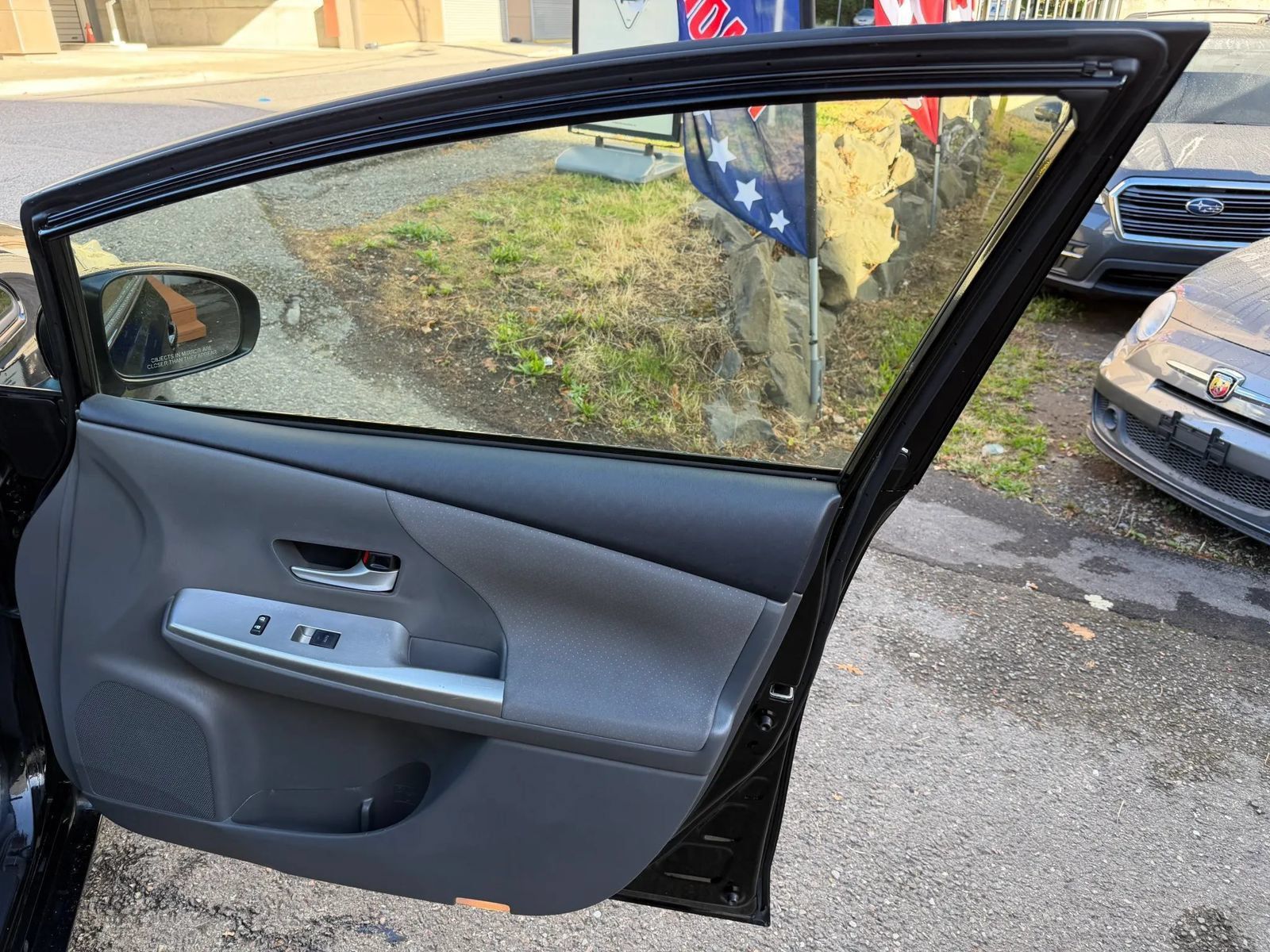 Used 2014 Toyota Prius V Two FWD image 29