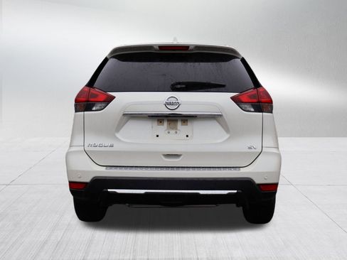 Used 2020 Nissan Rogue SV image 6