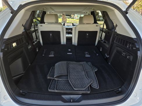 Certified 2025 MAZDA CX-90 3.3 Turbo w/ Premium Plus Pkg image 35