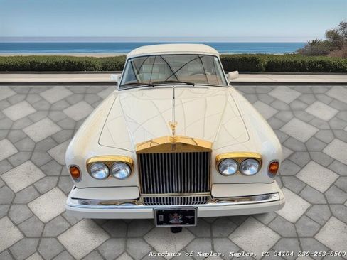 Used 1990 Rolls-Royce Corniche III RWD image 23