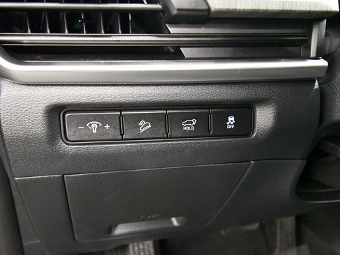 Certified 2025 Kia Telluride EX w/ EX Captain's Chair Package AWD/4WD image 20