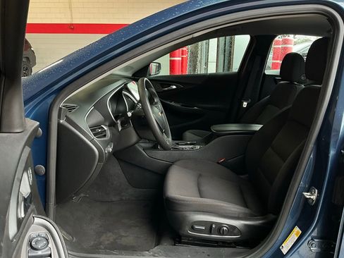 Used 2024 Chevrolet Malibu LT image 10