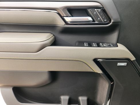 New 2026 Chevrolet Silverado 2500 ZR2 image 24