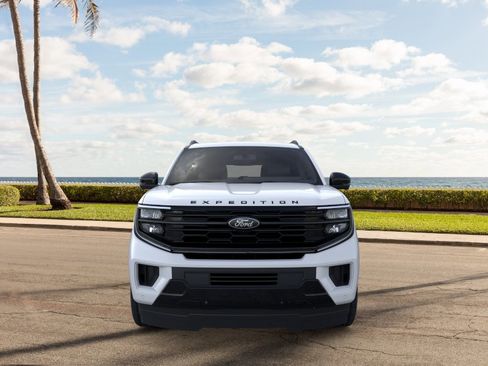 New 2026 Ford Expedition Platinum w/ Stealth Appearance Package AWD/4WD image 22