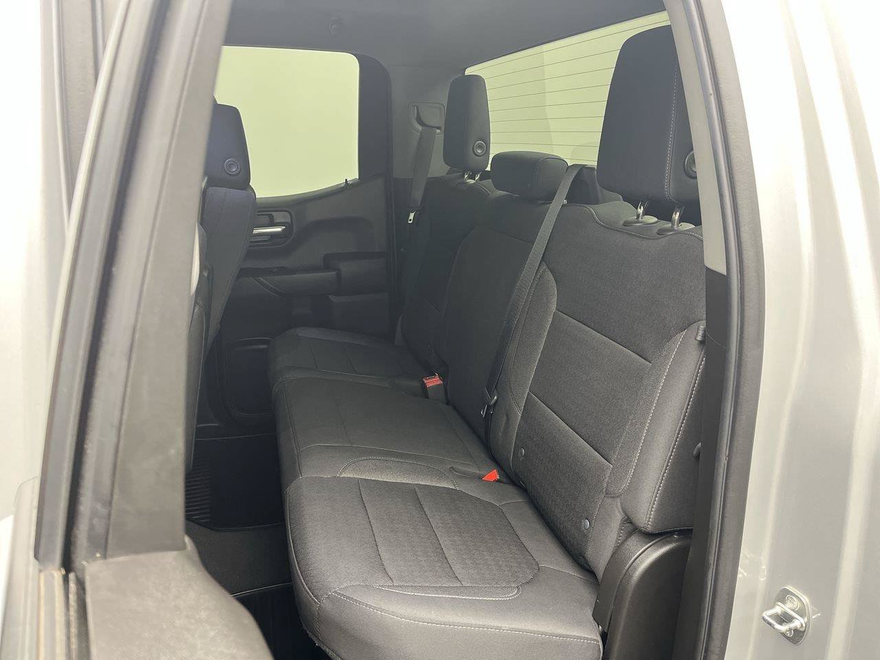 Certified 2022 Chevrolet Silverado 1500 LT AWD/4WD image 12