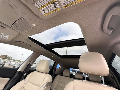 Used 2023 Nissan Murano Platinum w/ Cargo Package FWD image 28