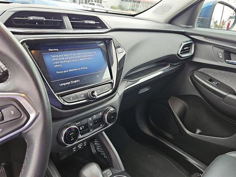 Used 2021 Chevrolet TrailBlazer LT w/ Premium Seating Package image 17