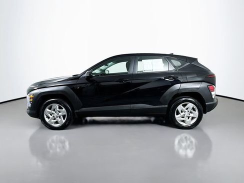 Certified 2024 Hyundai Kona SE AWD/4WD image 5