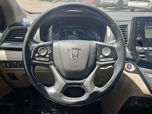 Used 2022 Honda Odyssey Elite image 11