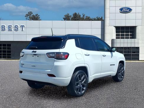 Used 2024 Jeep Compass Limited w/ High Altitude Package AWD/4WD image 4