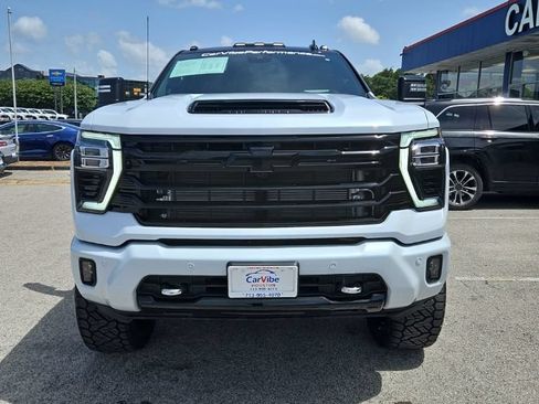 Used 2026 Chevrolet Silverado 3500 High Country w/ High Country Premium Package AWD/4WD image 3