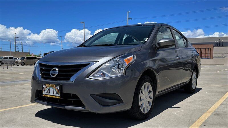 Used 2018 Nissan Versa SV FWD image 1