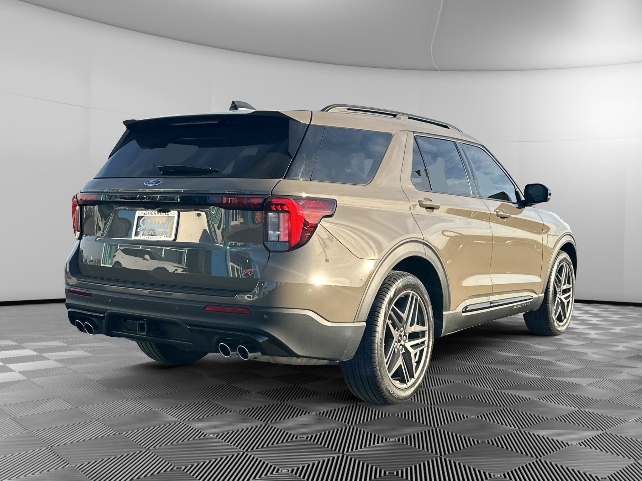 Used 2026 Ford Explorer ST w/ Sun And Sound Package AWD/4WD image 3