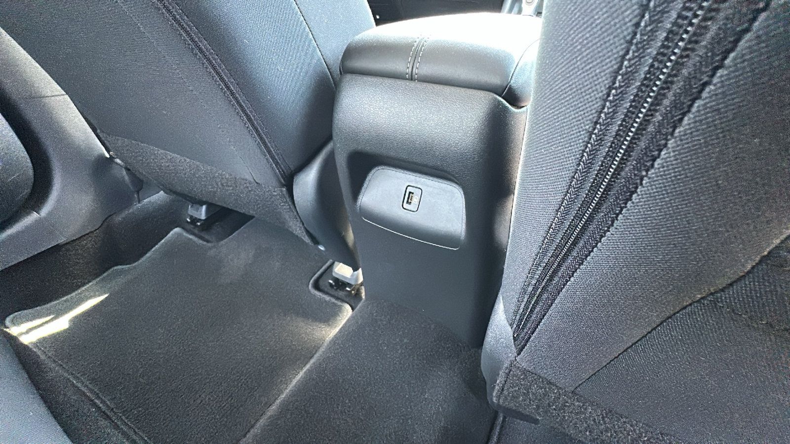 Certified 2024 Nissan Sentra SV FWD image 25