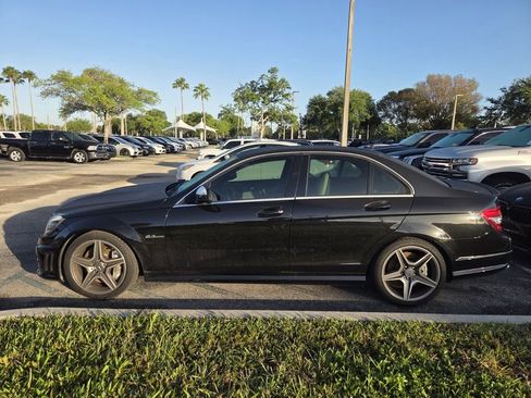 Used 2009 Mercedes-Benz C 63 AMG Sedan image 4