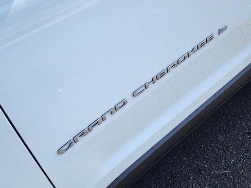 New 2025 Jeep Grand Cherokee L Limited w/ Trailer Tow Package image 20