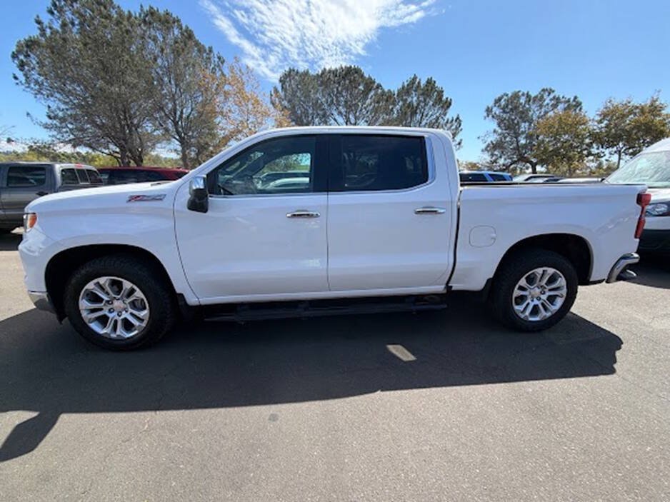 Used 2023 Chevrolet Silverado 1500 LTZ w/ LTZ Convenience Package II AWD/4WD image 5