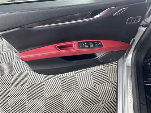 Used 2018 Maserati Ghibli image 18