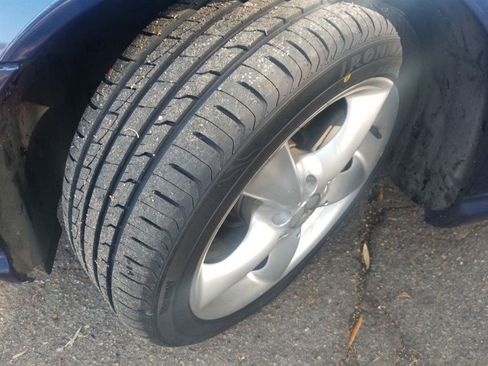 Used 2005 Mercedes-Benz C 230 Sedan image 27