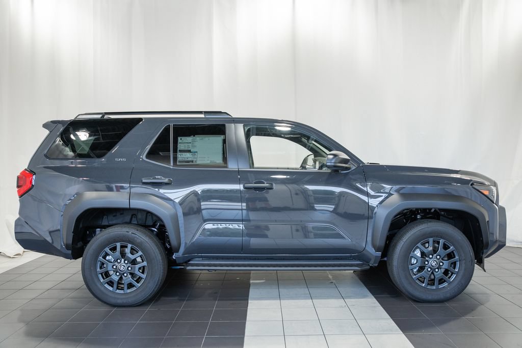 New 2026 Toyota 4Runner SR5 AWD/4WD image 3