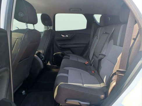 Used 2025 Chevrolet Blazer AWD LT w/ 2LT w/ Convenience Package image 11