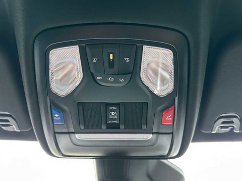 Used 2025 RAM 1500 Big Horn image 29